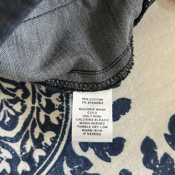 Loft shorts 9 inch inseam size 4 - Picture 5 of 5